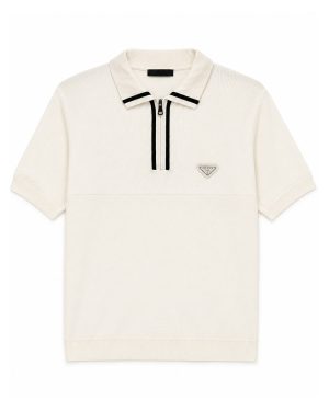 1 Prada T-Shirt